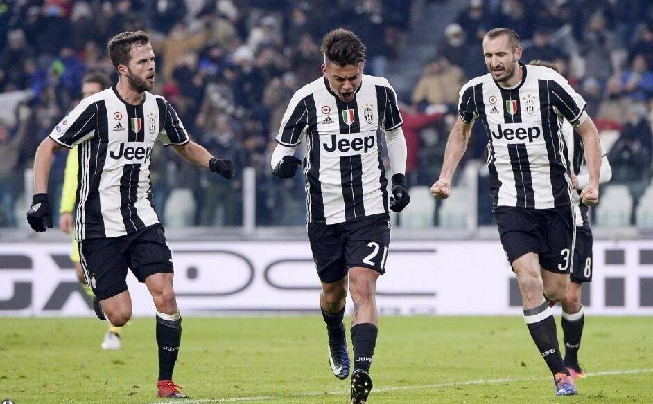 丹麦后卫：过去两场比赛太可笑了，我现在不知道该说什么（丹麦后卫：最近两战太离谱了，我已无言以对）