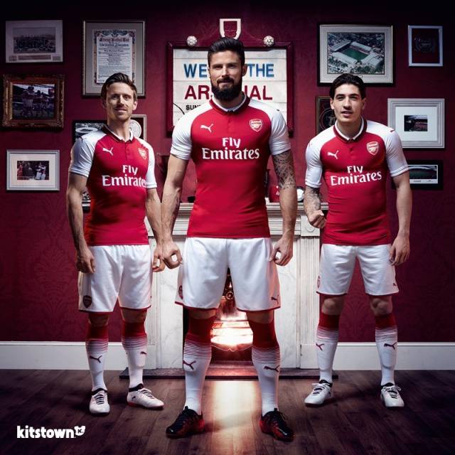 小卡纳瓦罗：在我哥光环下成长压力很大；我始终爱着那不勒斯（小卡纳瓦罗：哥哥光环压得我不轻，但我对那不勒斯的爱从未改变）