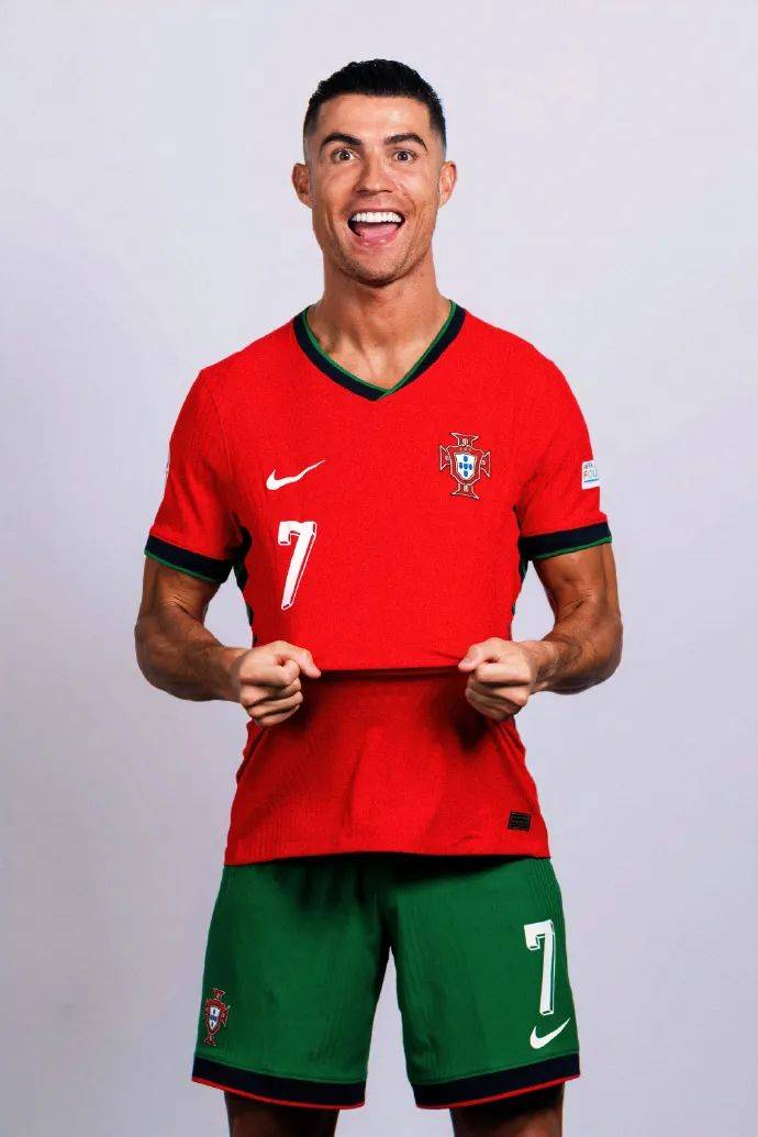 布兰特：再次在欧冠进四球说明兆头不错，我们必须继续前进（布兰特：欧冠再进四球是好兆头，我们必须继续向前）