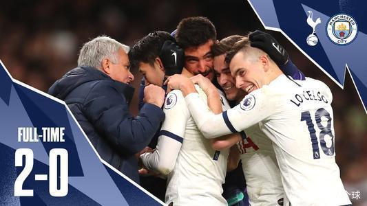 前15轮德甲凯恩6次当选全场最佳，比其他球员至少多3次（德甲前15轮，凯恩6次当选全场最佳，领先其余球员至少3次）