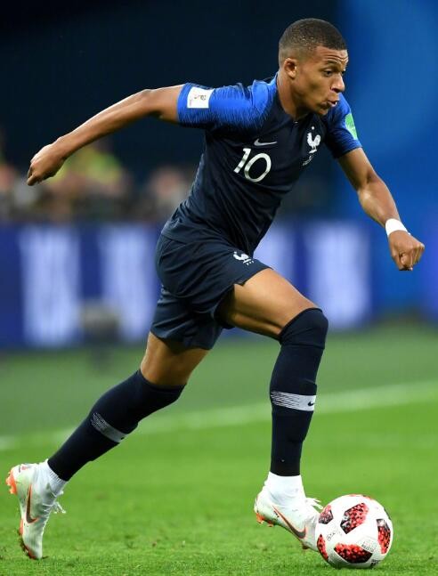 凯恩：如果我们想成功贝林至关重要；让福登明确位置是件好事（凯恩：想要成功离不开贝林厄姆；明确福登角色是好事）