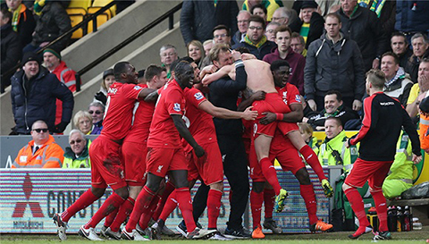 巴恩斯成近12年来，首位英超对曼城完成双响的纽卡球员（巴恩斯成为纽卡近12年来首位在英超对阵曼城梅开二度的球员）