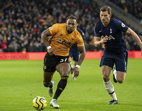 辽宁男篮11分大胜！杨鸣拒绝爆冷，布朗21分爆发，威尔斯21分（辽宁男篮11分取胜！杨鸣稳阵拒冷门，布朗轰21分，威尔斯同砍21分）