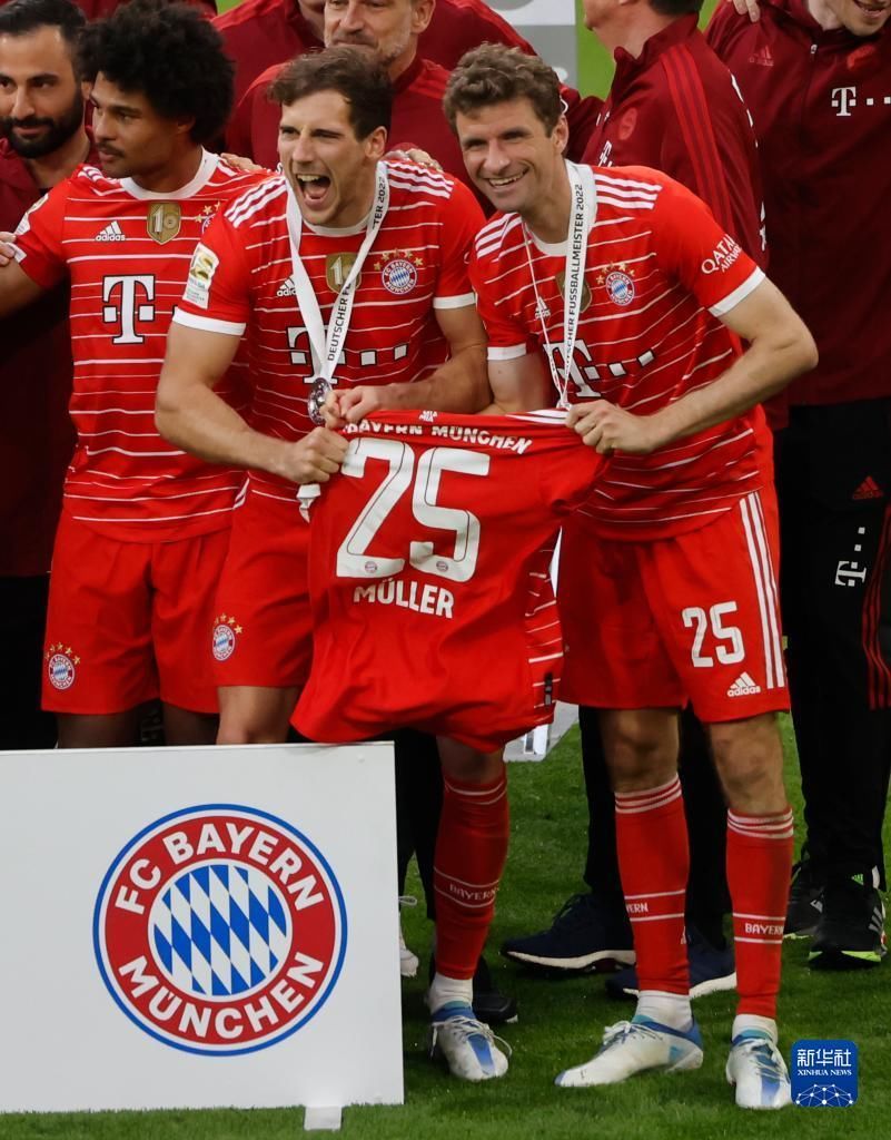 迪洛伦佐：下半场丢球后我们被击垮；挪威很强，配得上胜利